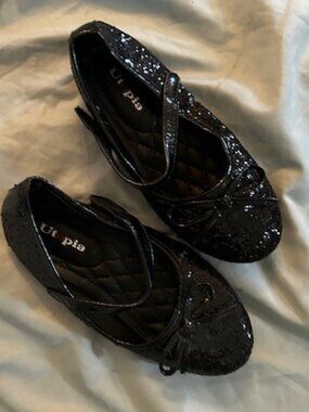 EUC  kids size 13  black bling sequined shoes girls casual dress thirteen